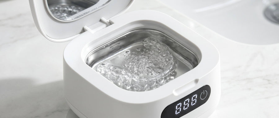 Best Retainer Cleaner Machine for Invisalign, Dentures &amp; Mouth Guards in 2026