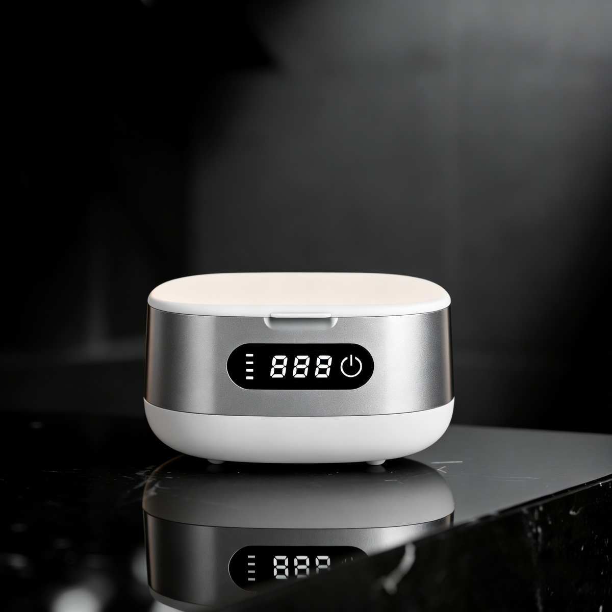 white-ultrasonic-denture-bath-with-built-in-rechargeable-battery